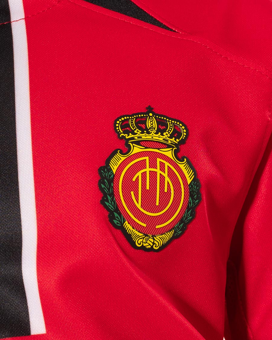 Trikot der ersten Mannschaft 2025-2026 – Jungen