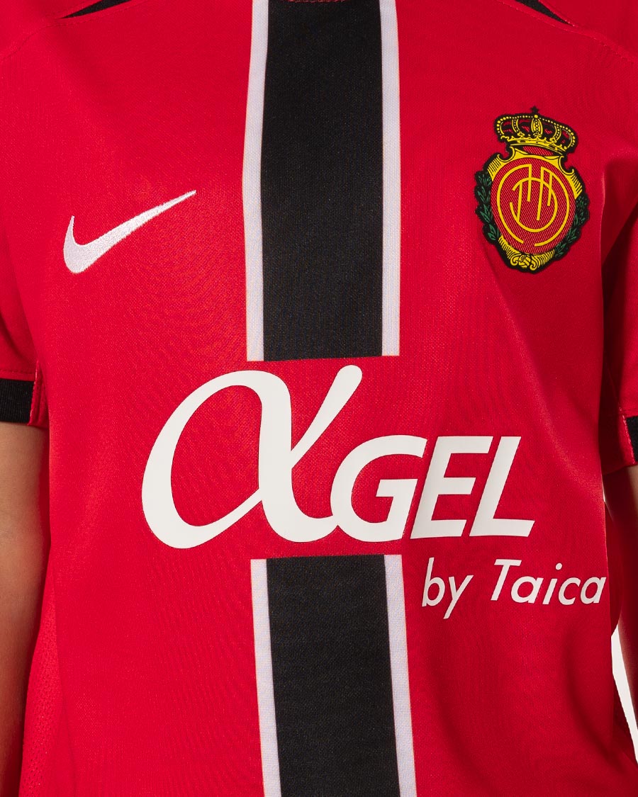 Trikot der ersten Mannschaft 2025-2026 – Jungen