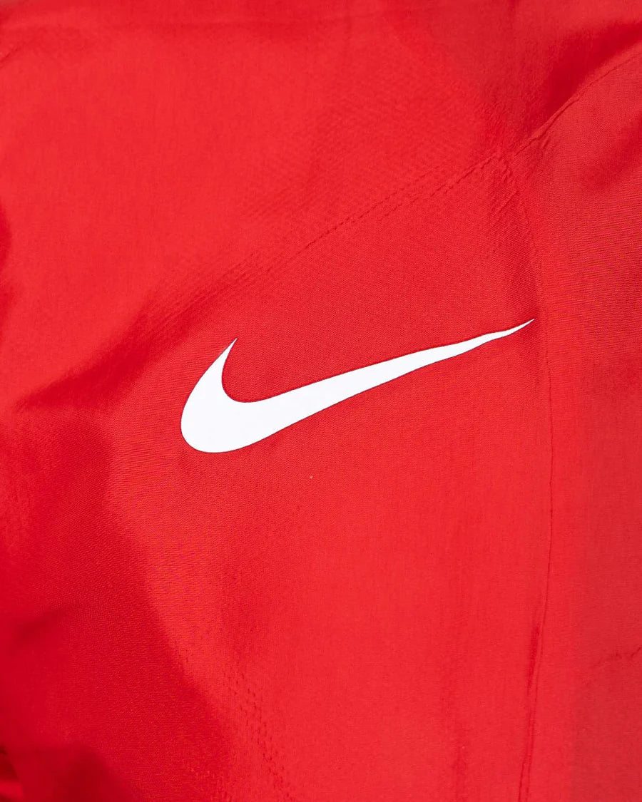 キッズ RCD Mallorca プレーヤートレーニングレインコート 2023-2024 ユニバーシティレッド&ホワイト