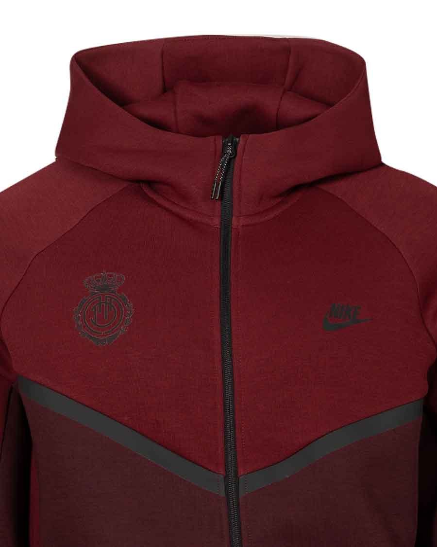 Chaqueta RCD Mallorca Sportswear Tech Fleece Windrunner Burgundy
