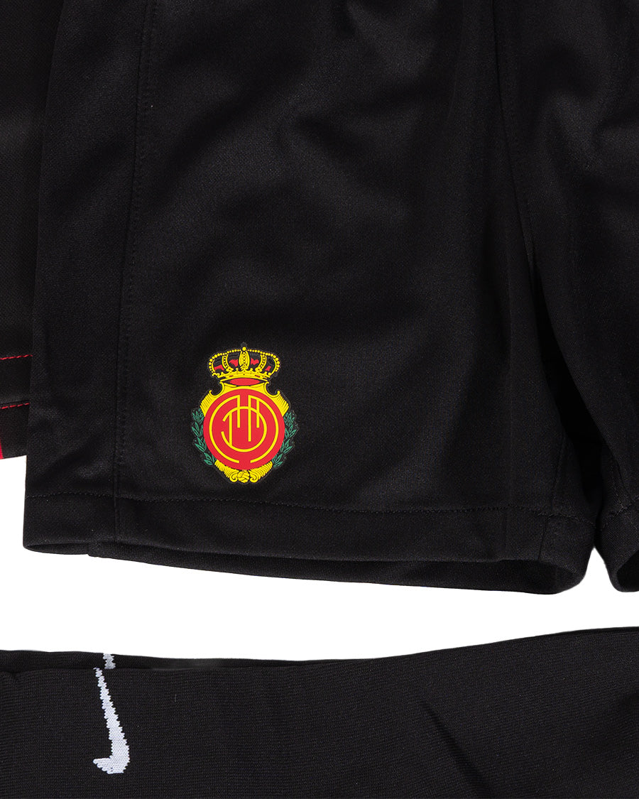 Conjunto Primera Equipación 2026-2027 Niño