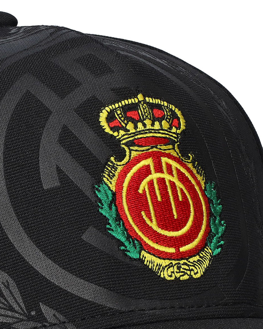 Gorra Embossed Black