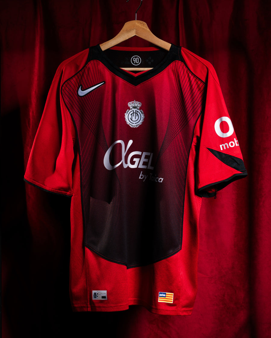 Camiseta Jornada Retro MURIQI 2025-2026