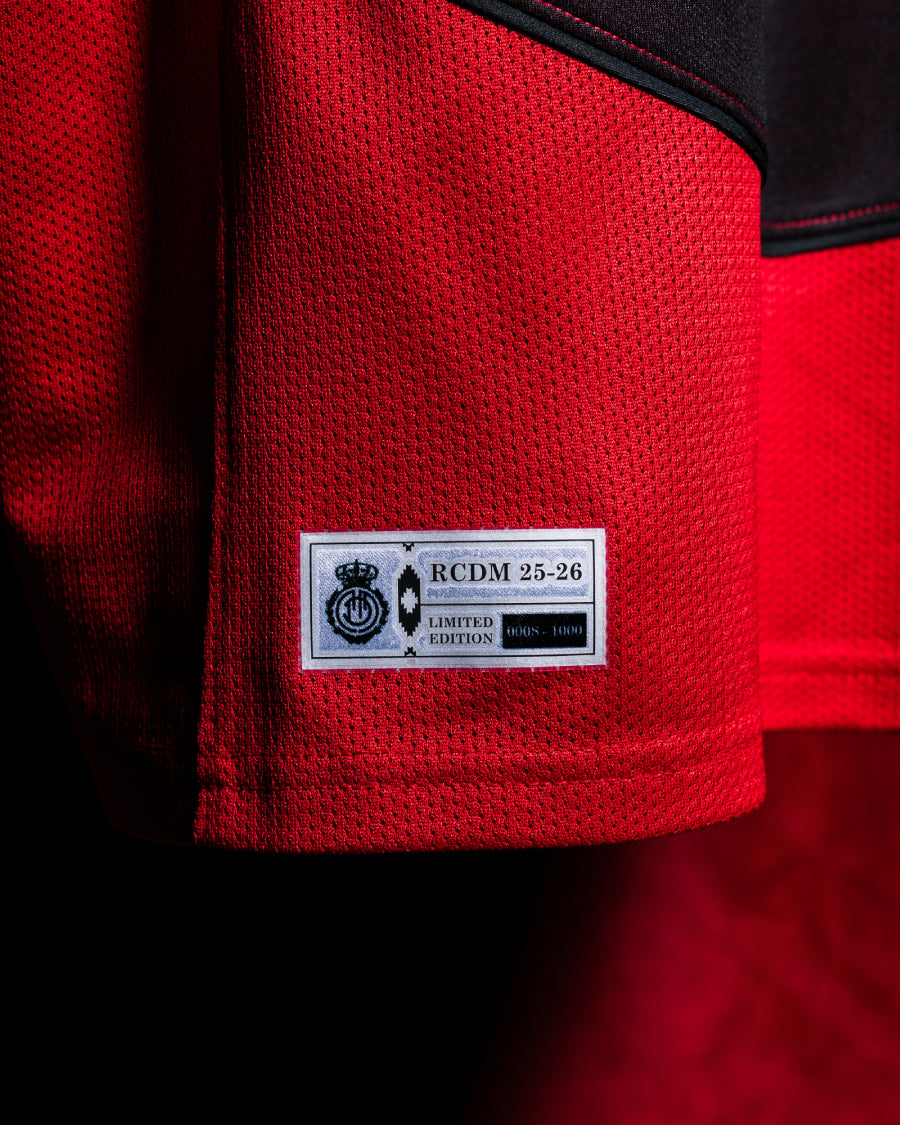 Camiseta Jornada Retro MURIQI 2025-2026